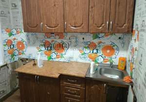 2-к квартира, вторичка, 43м2, 1/4 этаж