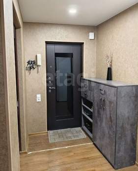 3-к квартира, вторичка, 59м2, 1/9 этаж