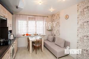 2-к квартира, вторичка, 65м2, 4/10 этаж