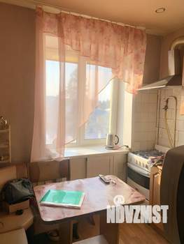 3-к квартира, вторичка, 54м2, 3/3 этаж