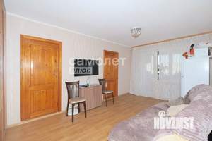 3-к квартира, вторичка, 48м2, 5/5 этаж