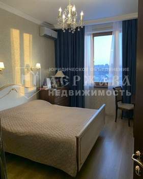 4-к квартира, вторичка, 146м2, 14/14 этаж