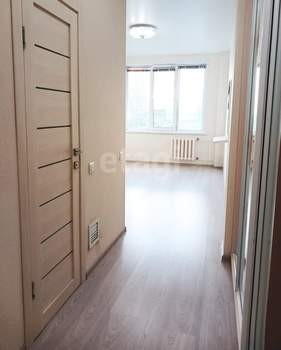 Студия квартира, вторичка, 27м2, 1/5 этаж