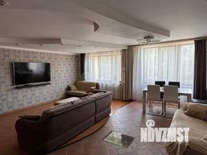 3-к квартира, вторичка, 121м2, 3/7 этаж