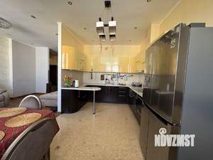 4-к квартира, вторичка, 105м2, 4/5 этаж
