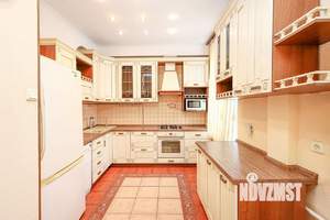 3-к квартира, вторичка, 73м2, 2/5 этаж