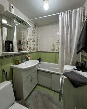 4-к квартира, вторичка, 72м2, 2/5 этаж