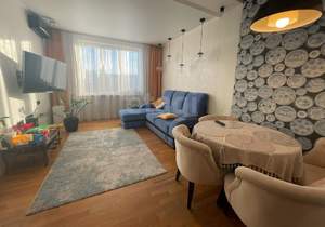 3-к квартира, вторичка, 74м2, 8/13 этаж