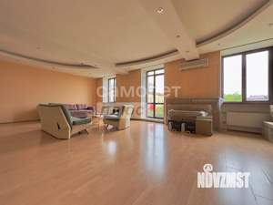 2-к квартира, вторичка, 122м2, 4/4 этаж