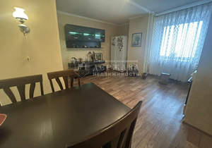 2-к квартира, вторичка, 64м2, 4/5 этаж