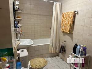 3-к квартира, вторичка, 133м2, 1/10 этаж