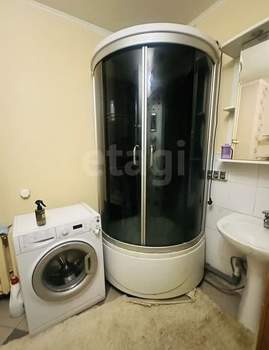 2-к квартира, вторичка, 63м2, 6/10 этаж