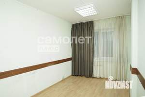 2-к квартира, вторичка, 58м2, 1/9 этаж