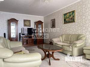 4-к квартира, вторичка, 127м2, 2/8 этаж