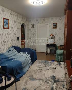 2-к квартира, вторичка, 42м2, 5/5 этаж