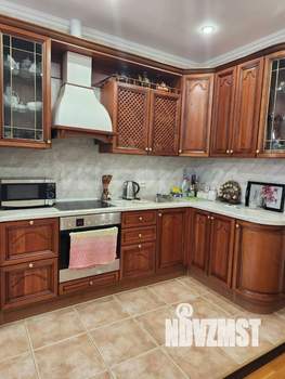 3-к квартира, вторичка, 110м2, 11/11 этаж