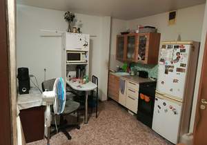 2-к квартира, вторичка, 56м2, 1/10 этаж