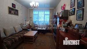 2-к квартира, вторичка, 61м2, 1/4 этаж