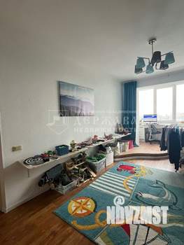 2-к квартира, вторичка, 57м2, 9/16 этаж