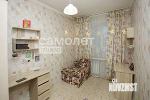 2-к квартира, вторичка, 42м2, 1/4 этаж