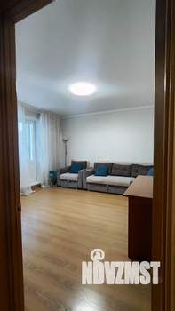 3-к квартира, вторичка, 63м2, 2/10 этаж