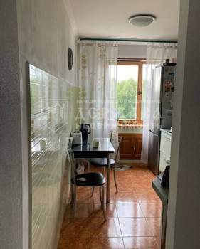 3-к квартира, вторичка, 58м2, 7/9 этаж