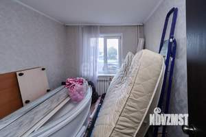 3-к квартира, вторичка, 65м2, 1/9 этаж