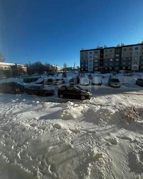 Студия квартира, вторичка, 33м2, 1/9 этаж