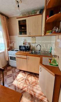 3-к квартира, вторичка, 48м2, 1/5 этаж