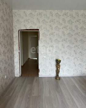 3-к квартира, вторичка, 80м2, 6/15 этаж