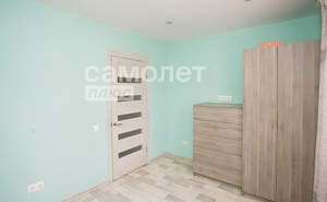 2-к квартира, вторичка, 40м2, 1/4 этаж