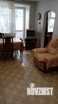 2-к квартира, вторичка, 44м2, 2/5 этаж