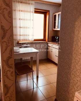 2-к квартира, вторичка, 45м2, 3/5 этаж