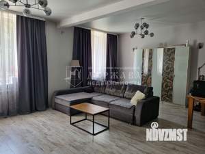 3-к квартира, вторичка, 98м2, 2/4 этаж