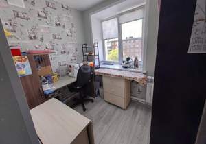 4-к квартира, вторичка, 61м2, 4/5 этаж