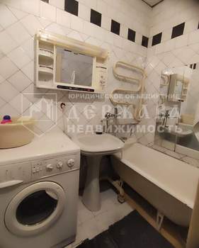 3-к квартира, вторичка, 92м2, 2/2 этаж