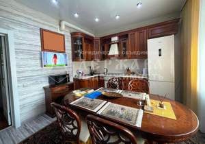 3-к квартира, вторичка, 78м2, 2/4 этаж