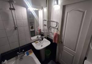 4-к квартира, вторичка, 82м2, 10/10 этаж