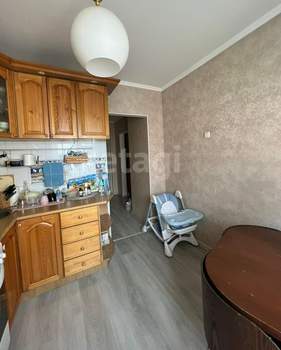 3-к квартира, вторичка, 61м2, 7/10 этаж