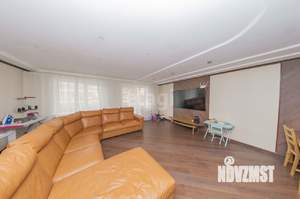 4-к квартира, вторичка, 147м2, 1/6 этаж