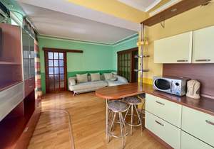 2-к квартира, вторичка, 55м2, 3/5 этаж