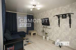 2-к квартира, вторичка, 42м2, 1/4 этаж