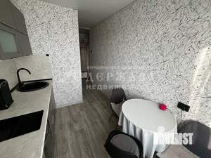 2-к квартира, вторичка, 42м2, 8/9 этаж