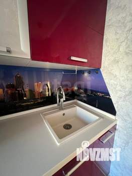 3-к квартира, вторичка, 63м2, 8/10 этаж