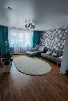 3-к квартира, вторичка, 81м2, 1/10 этаж