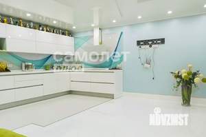2-к квартира, вторичка, 74м2, 1/6 этаж