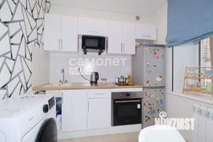 2-к квартира, вторичка, 45м2, 1/4 этаж