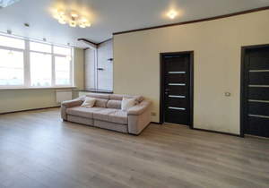 3-к квартира, вторичка, 80м2, 2/4 этаж