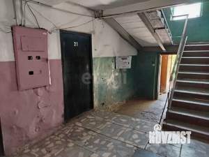 2-к квартира, вторичка, 37м2, 1/5 этаж