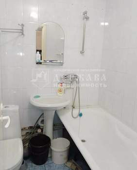 2-к квартира, вторичка, 34м2, 1/5 этаж